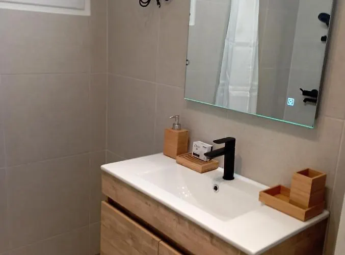 Διαμέρισμα Leah Γερακινή